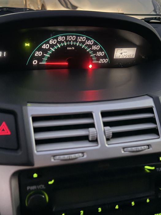 Toyota Yaris 2008 — 5