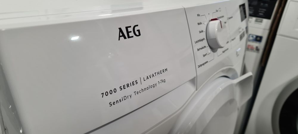 Сушилня с термопомпа AEG 7000 Series 7кг А+++