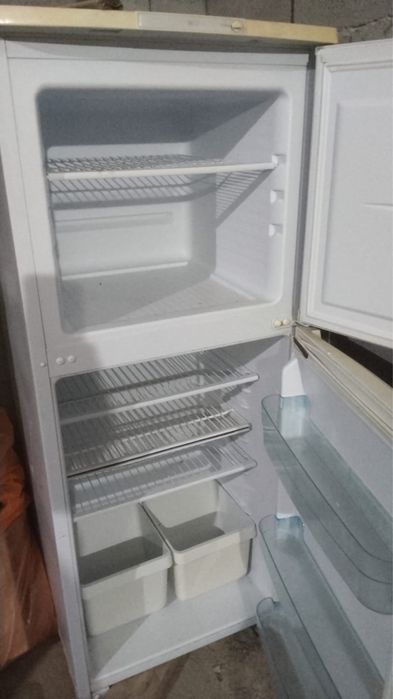 Холодильник бюриса