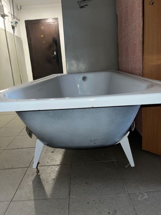 Ванна 160 см  б/у в отличном состоянии