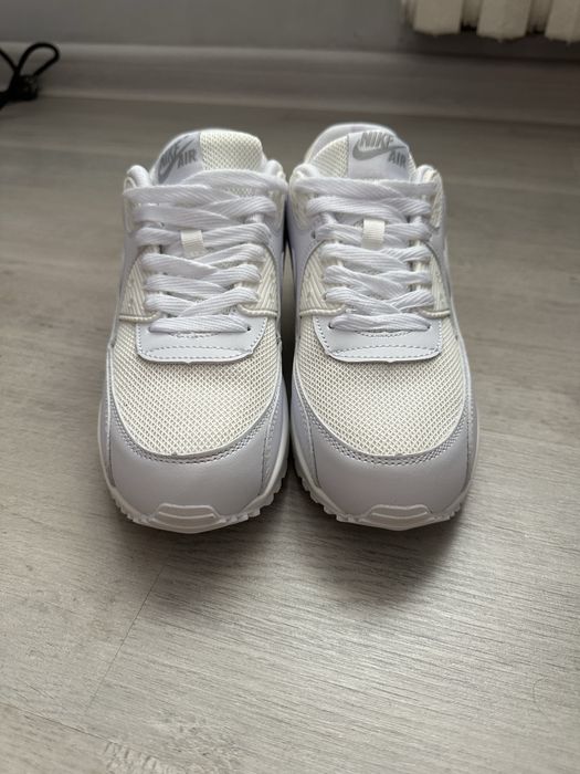 Кроссовка найк айр макс