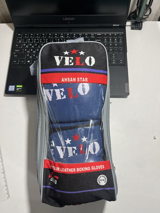 Синие перчатки VELO