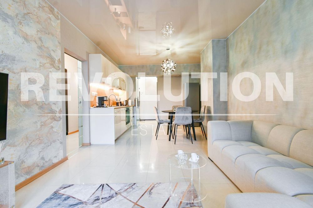 Дава се под наем Двустаен апартамент в София, Хладилника - 65 кв.м за 920 € - Снимка #1