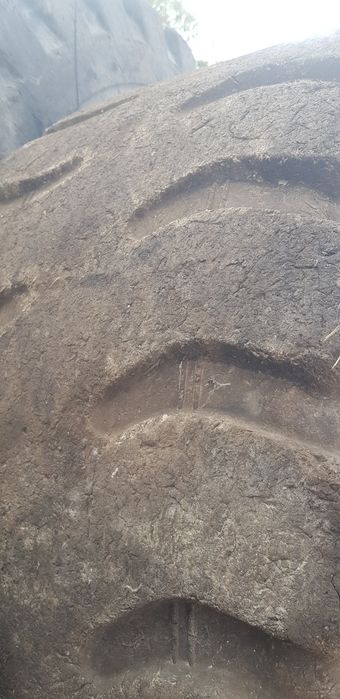Cauciucuri de vola  23,5 r 25