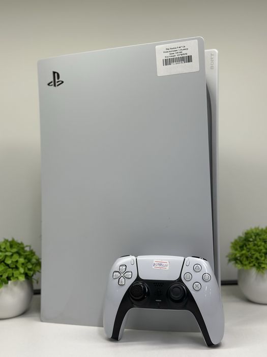 Play Station 5 667 Gb