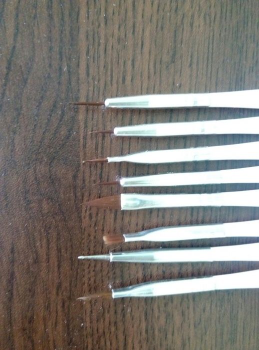 8 четки за декорация на маникюр