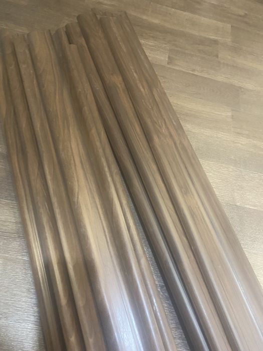 Напольный плинтус новый