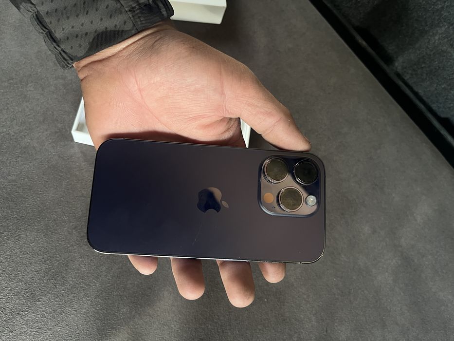 Iphone 14pro прадаётся