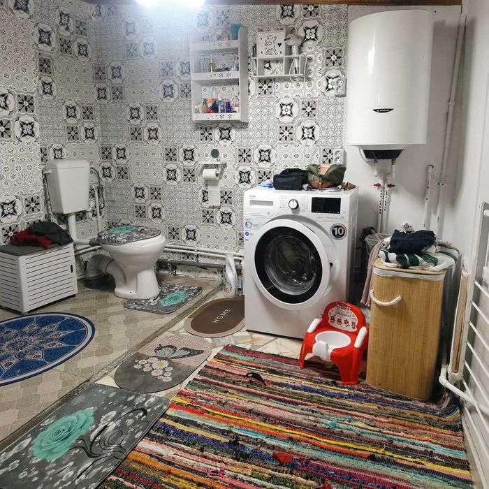 Casă de vacanta  în Păcureți, Prahova – teren 3080 mp