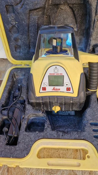 Nivela laser Leica Rugby 400 DG panta dublă