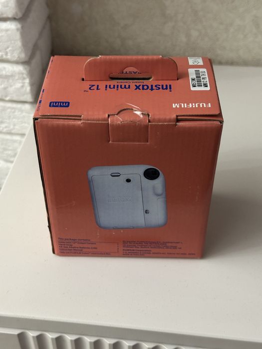 Fujifilm Instax Mini 12 новый