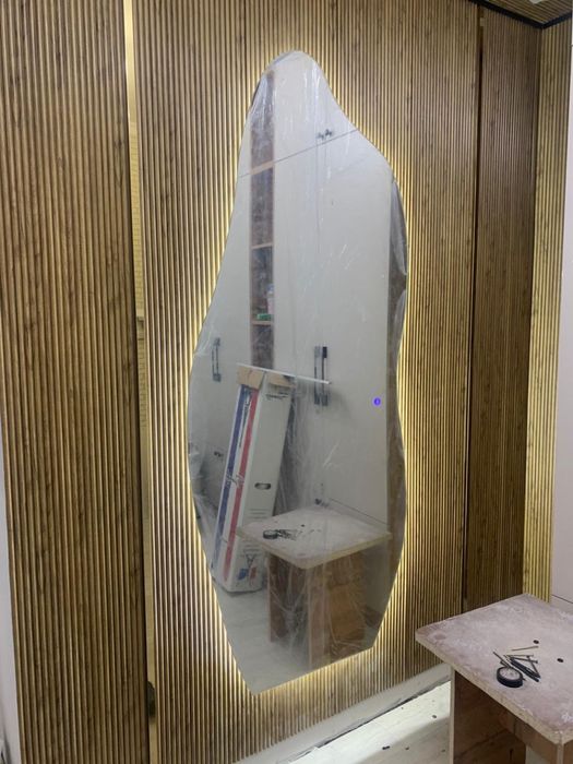 Зеркало айна с подставко.