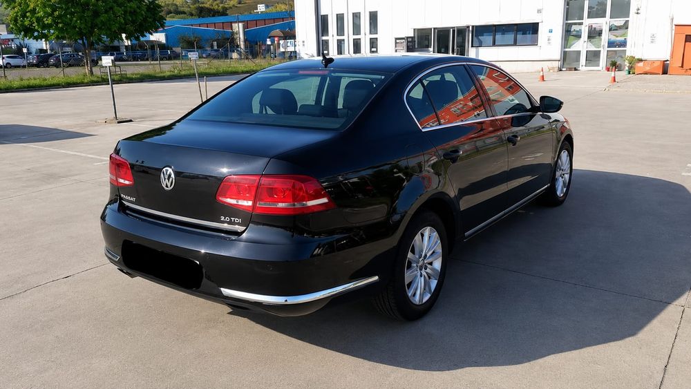 VOLKSWAGEN Passat 2012 — imagine 3