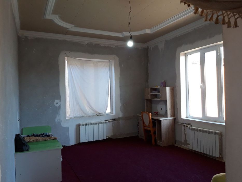 Uy sotiladi Nazarbekda