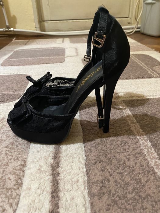 официални обувки