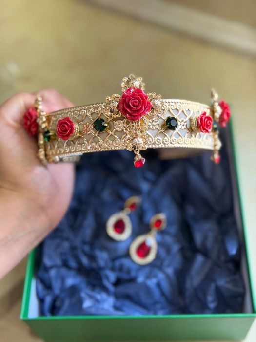 Продаю набор ободок и серьги Dolce&Gabbana