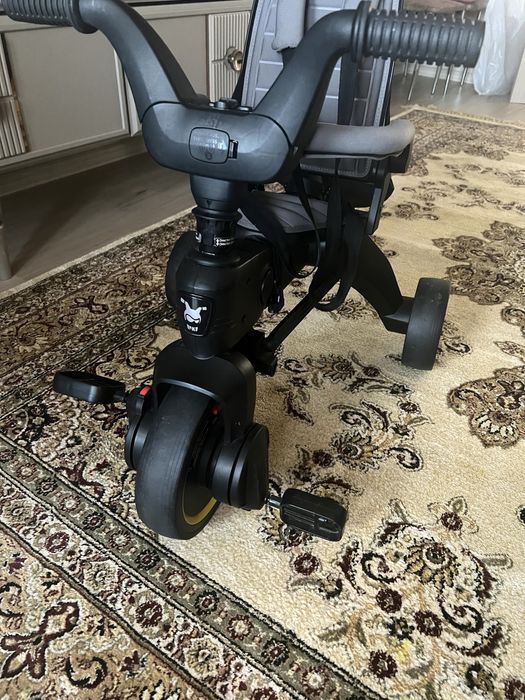 Трёхколёсный велосипед Doona