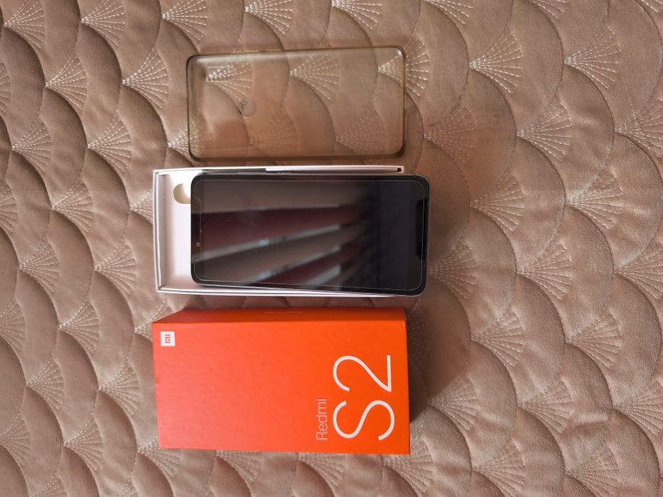 телефон Redmi S2