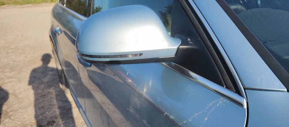 Дясно странично огледало Audi A4 B8