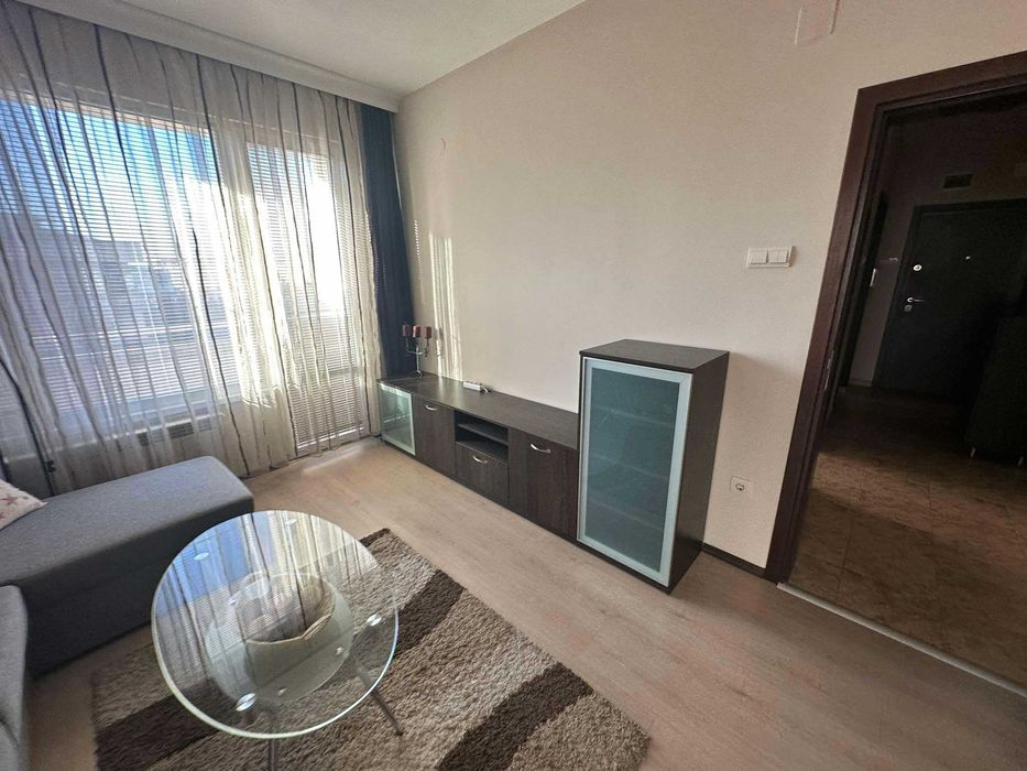 Дава се под наем Двустаен апартамент в София, Гео Милев - 65 кв.м за 509.49 € - Снимка #1