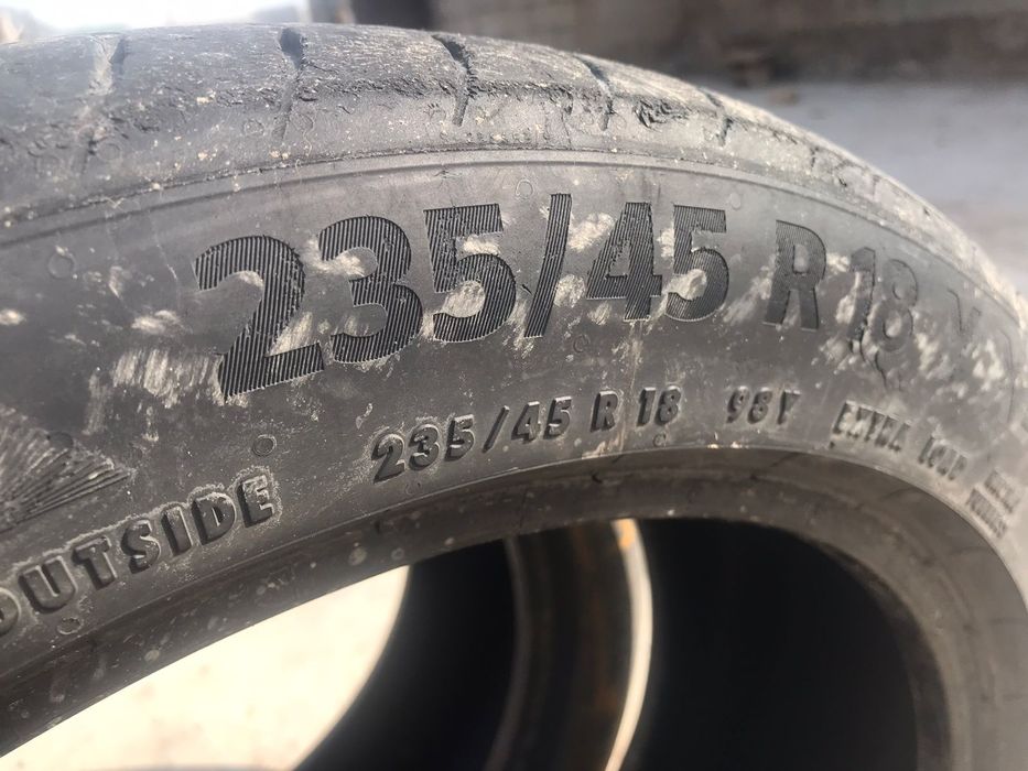 Авто шина балон.