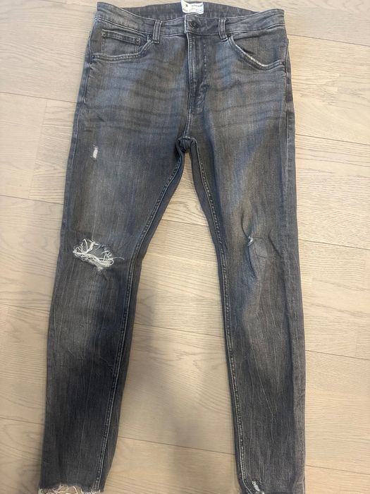 Дънки Bershka XS мъжки модел р-р 31