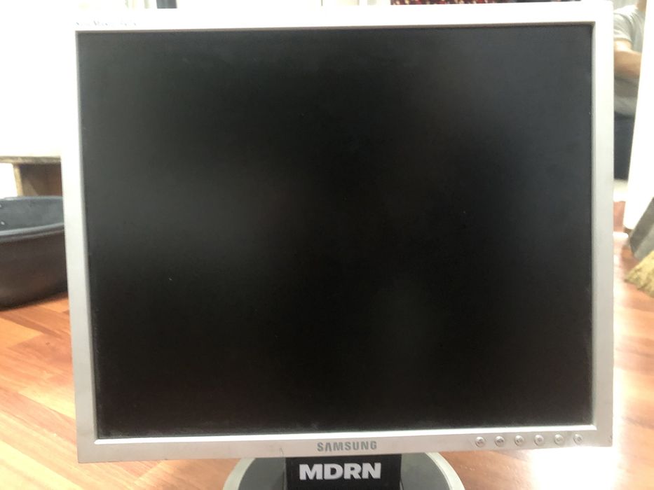 Монитор дя компьютера