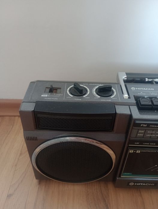 Hitachi trk  w 24 e