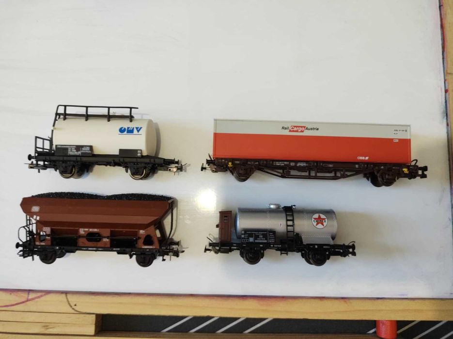 Set 4(patru) vagoane ho picco și rocco