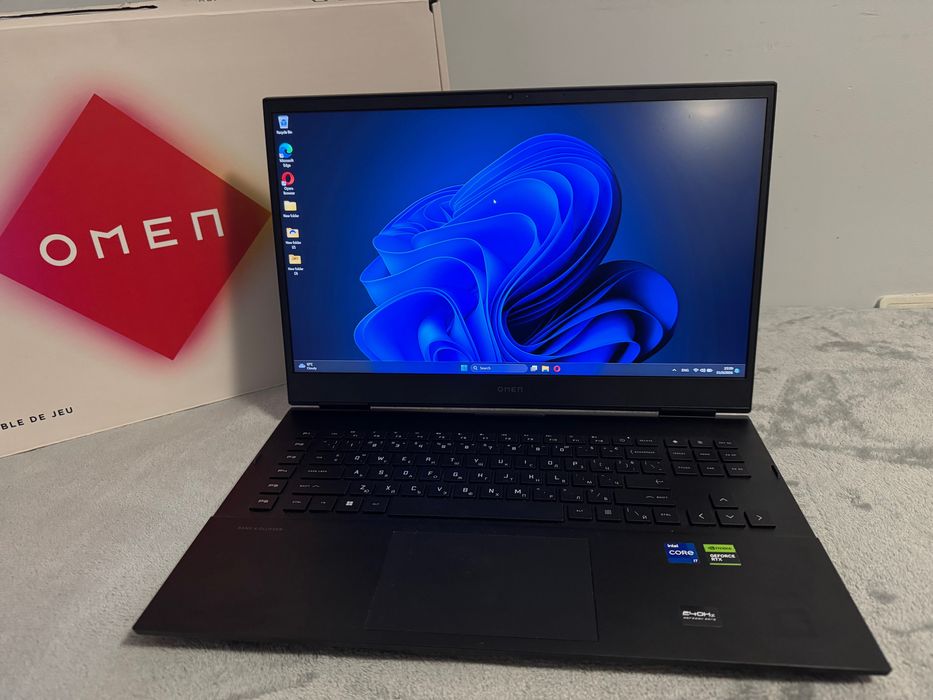 Лаптоп HP OMEN 17-ck2007 Гаранция 17" 4080 12GB
