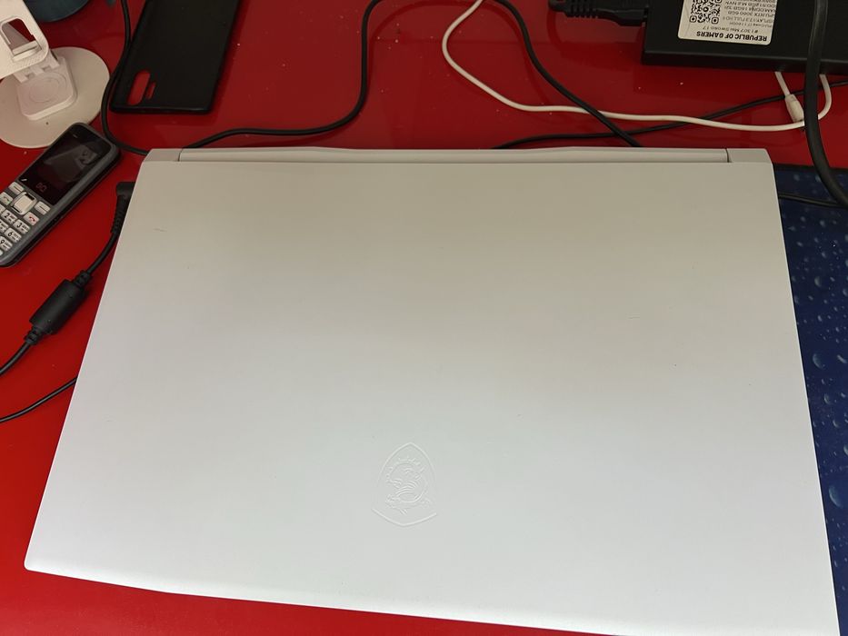Noutbuk MSI laptop