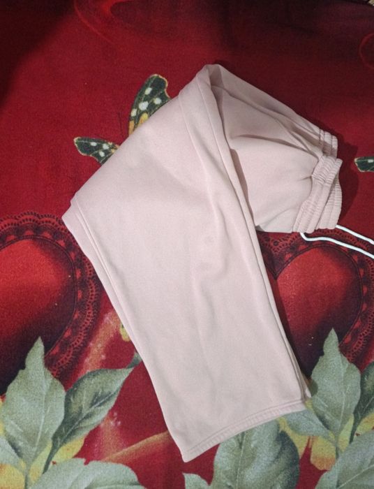 Pantaloni roz băieți