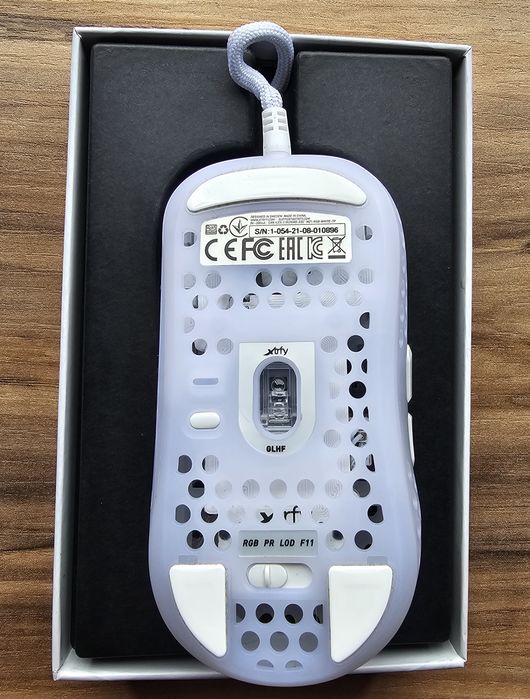 Продам мышку Xtrfy MZ1 RGB White