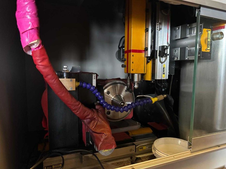 CNC 5 AXE Parker 0,002mm rezolutie