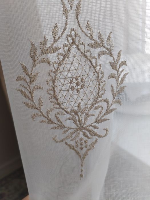 Продаю шторы с тюлью