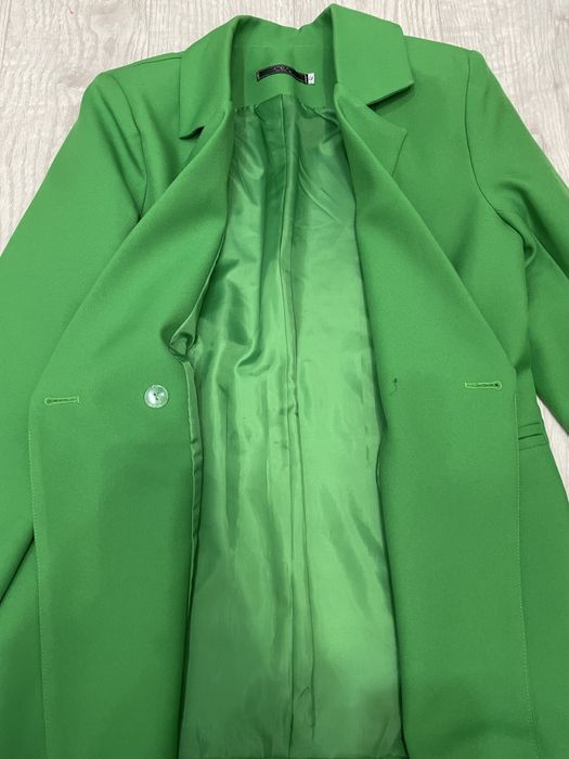 Продам пиджак в отличном состоянии