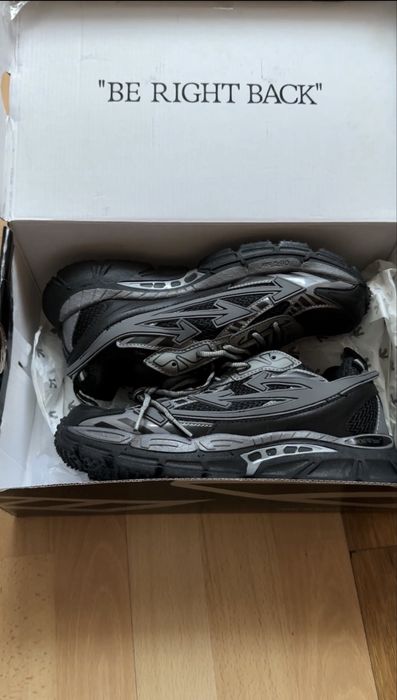 Vand Off White Be right back