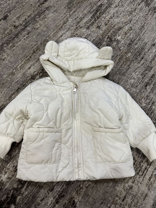 Продам куртку для девочки