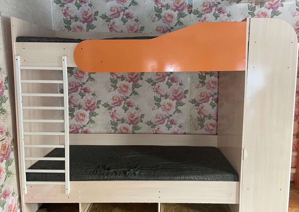 Двух ярустная кровать