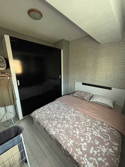 Сливен Двустаен апартамент преустроен на тристаен