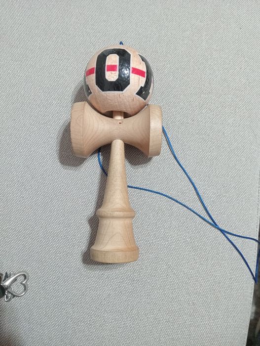 Kendama Krom kollege