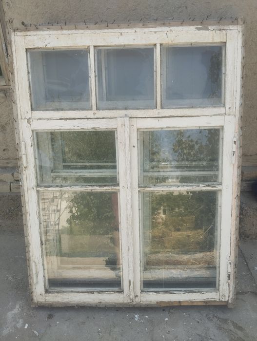 Eshik va derazalar sotiladi