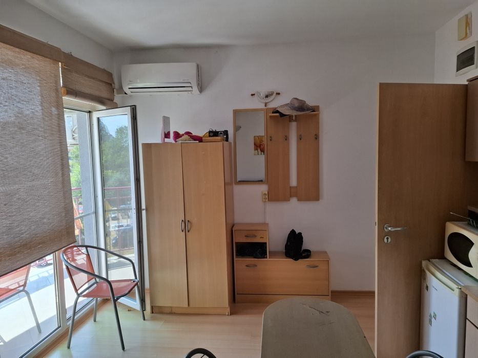 Дава се под наем Магазин в к.к. Слънчев бряг - 46 кв.м за 255 € - Снимка #4