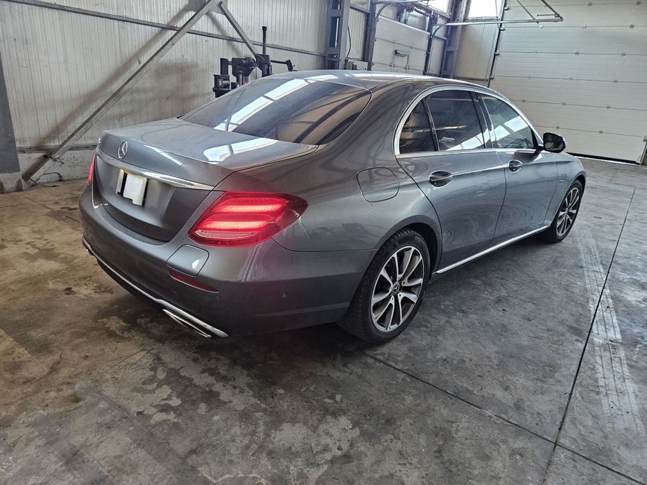 Bara fata, far dreapta full led, aripa, portiera Mercedes E class w213