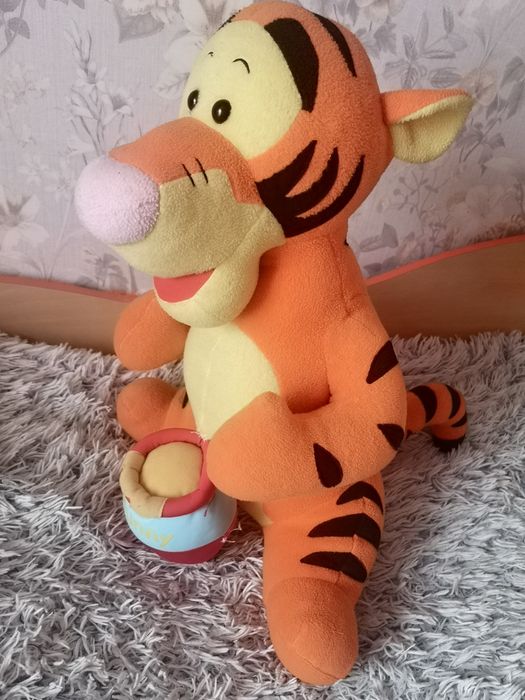 Plusuri disney diferite dimensiuni