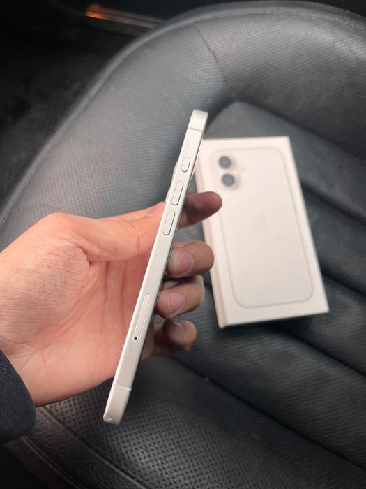 Продам iPhone 16 айфон 16