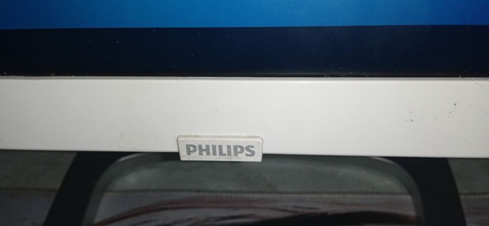 Philips manitor 24 li sotiladi
