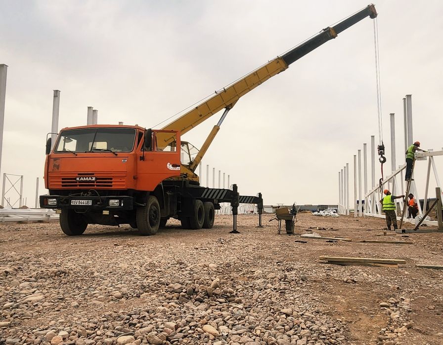 Услуги автокрана 25 тонн 22 метра стрелы