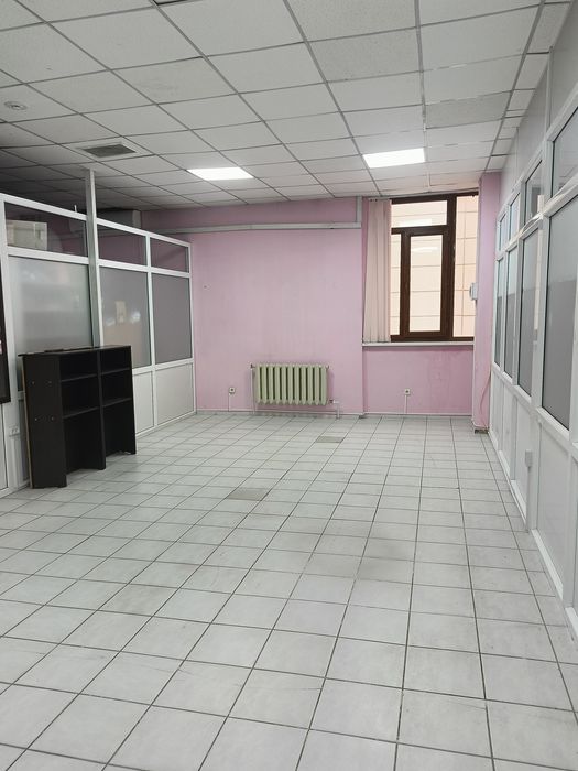 Сдается 32 и 40 кв в БЦ. Срочно