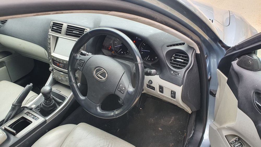 ЛЕКСУС IS 2.5 I 208 k.c.2007 г НА ЧАСТИ.